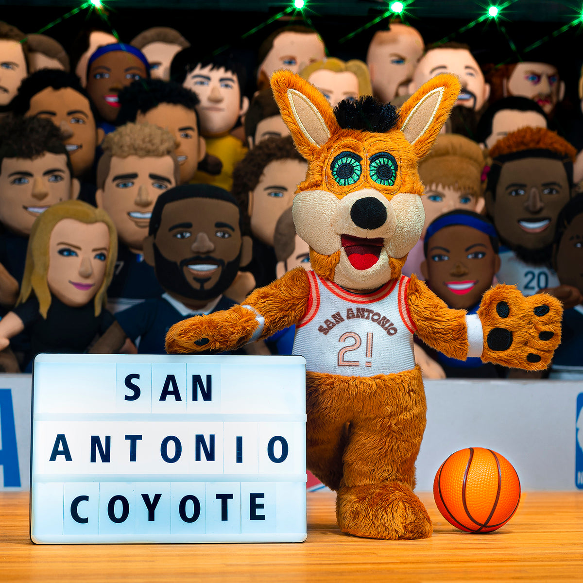 San Antonio Spurs Coyote 10&quot; Mascot Plush Figure (City Edition)
