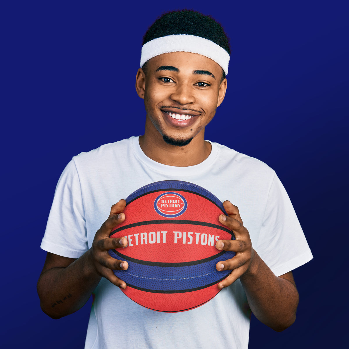 NBA Detroit Pistons Silent Basketball